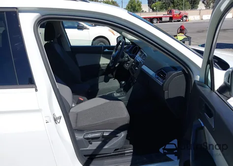 2021 Volkswagen Tiguan 2.0T S z USA, uszkodzony, nr VIN 3VV1B7AX8MM098010